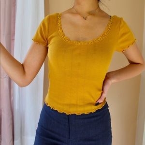 mustard yellow lettuce trim crop top!